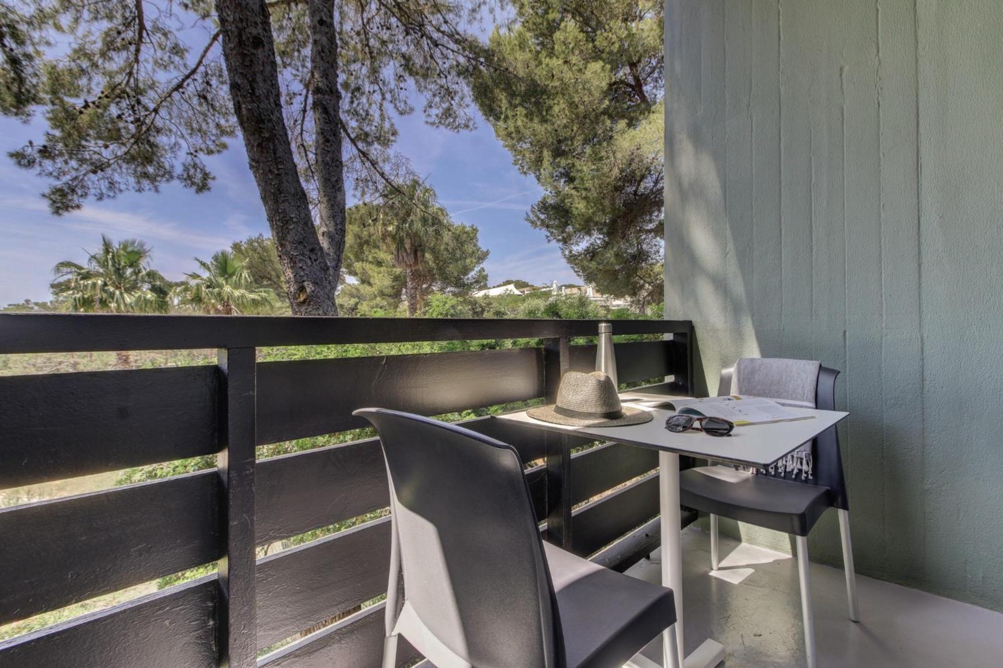 Belambra Clubs Presqu'Ile De Giens - Les Criques Hotel Hyeres Room photo